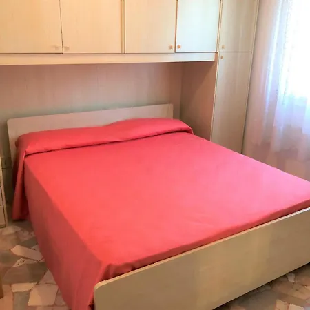 With Garden In Apartman *