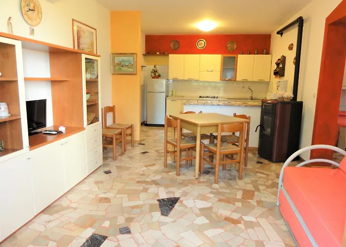 With Garden In Apartman *